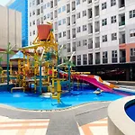 Modern Look And Homey Studio Apartment At Transpark Juanda Bekasi Timur By Travelio